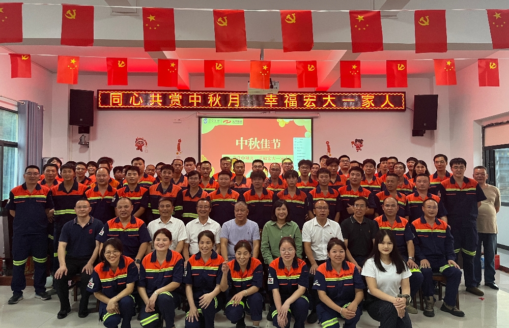 5“同心共赏中秋月、幸福旋乐吧spin8一家人”中秋慰问活动_副本.jpg